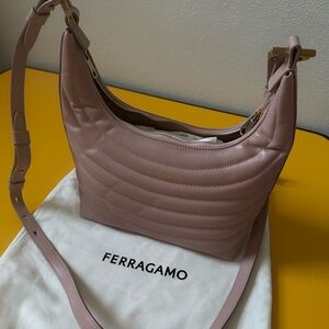 Ferragamo bag Rose